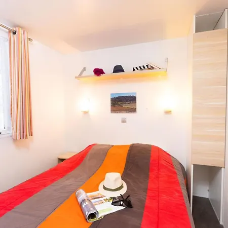 Mobil-home Climatisé, Animaux Ok - 4 Pers. - Api-1-52-2325 Camping Lézignan-Corbières